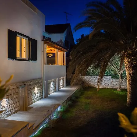Dom wakacyjny Holiday Home Deskoviceva - 2 *