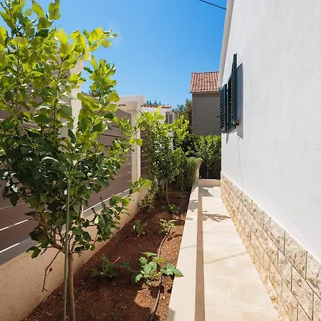 Holiday Home Deskoviceva - 2 * Supetar